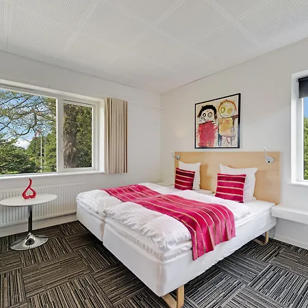 Jernbanegade 3* Kibæk