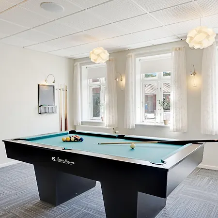 Jernbanegade Otel 3*