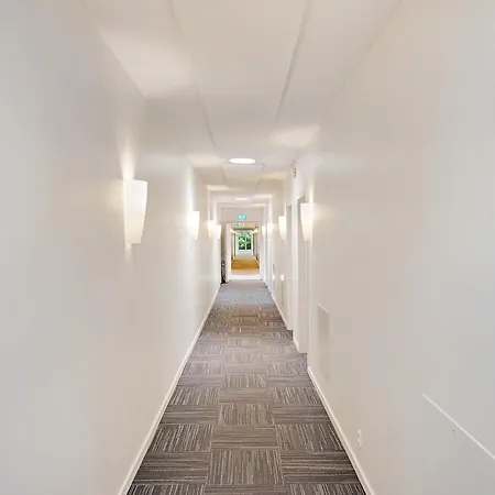 Jernbanegade Hotell 3*