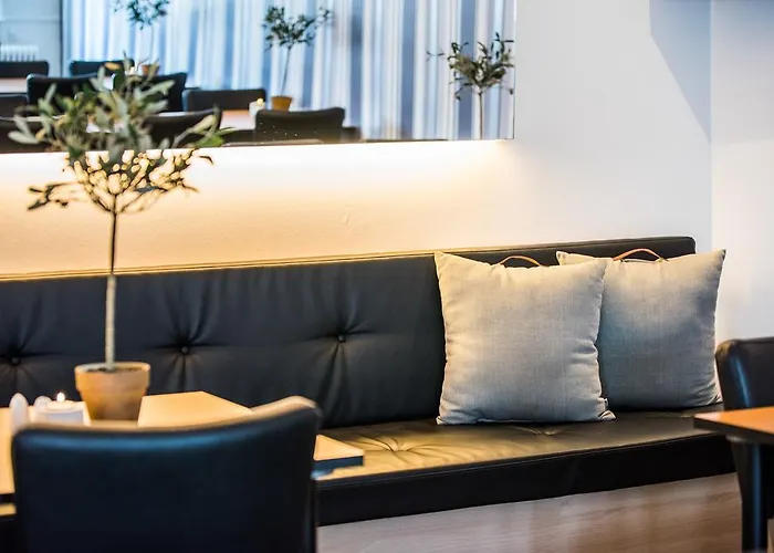 Hotel Jernbanegade 3*